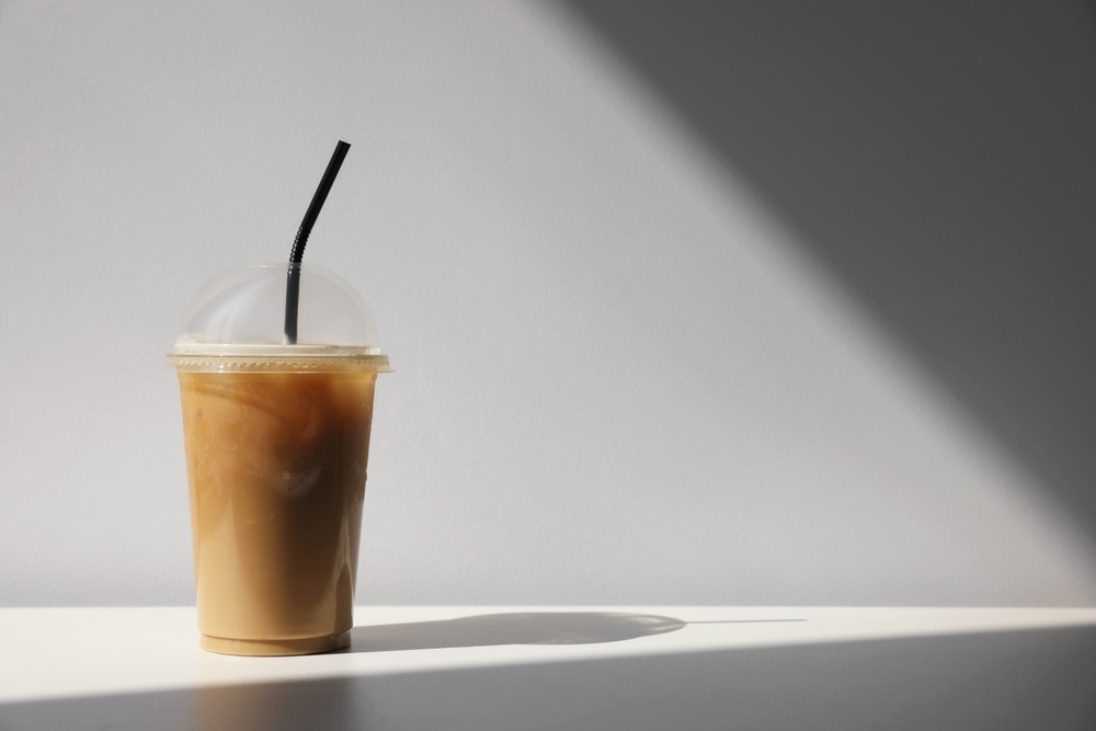 Oamenii sunt plătiți să returneze paharele de cafea în acest oraș danez