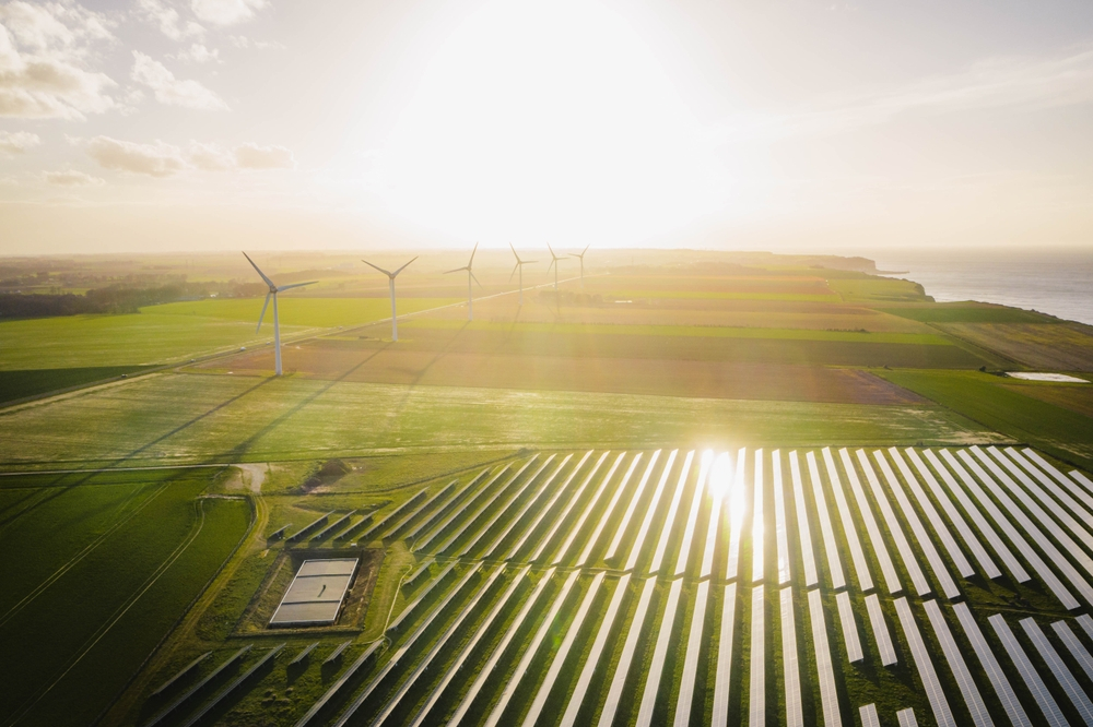 Energizing record: renewables overtake fossil fuels in Europe's grid in 2023