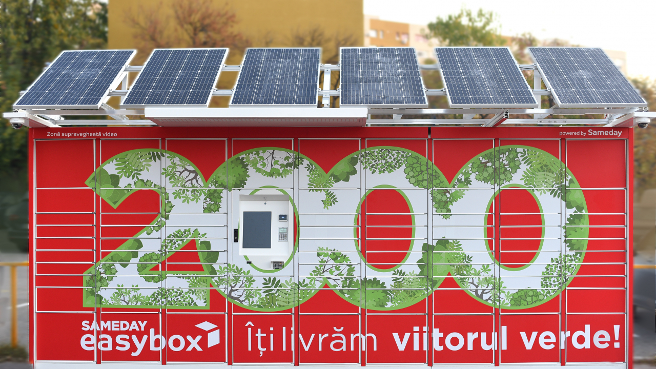 Sameday goes green: locker easybox alimentat energie solară