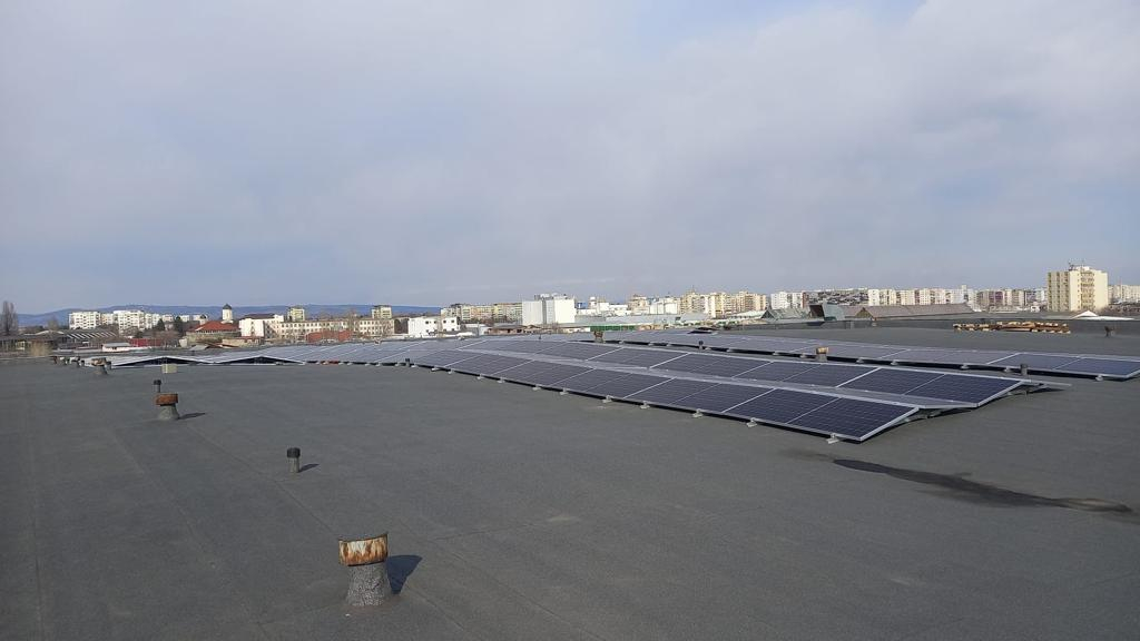 Distribuitorul Aquila, 100.000 de euro într-o centrală fotovoltaică