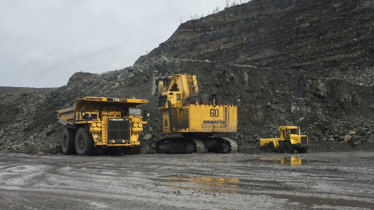 Cummins și Komatsu colaborează pentru decarbonizarea sectorului minier