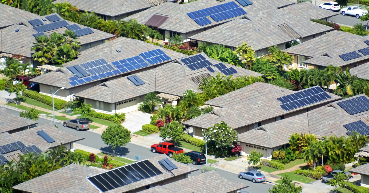 Panouri solare: ce sunt, cum funcționează și cât costă implementarea lor