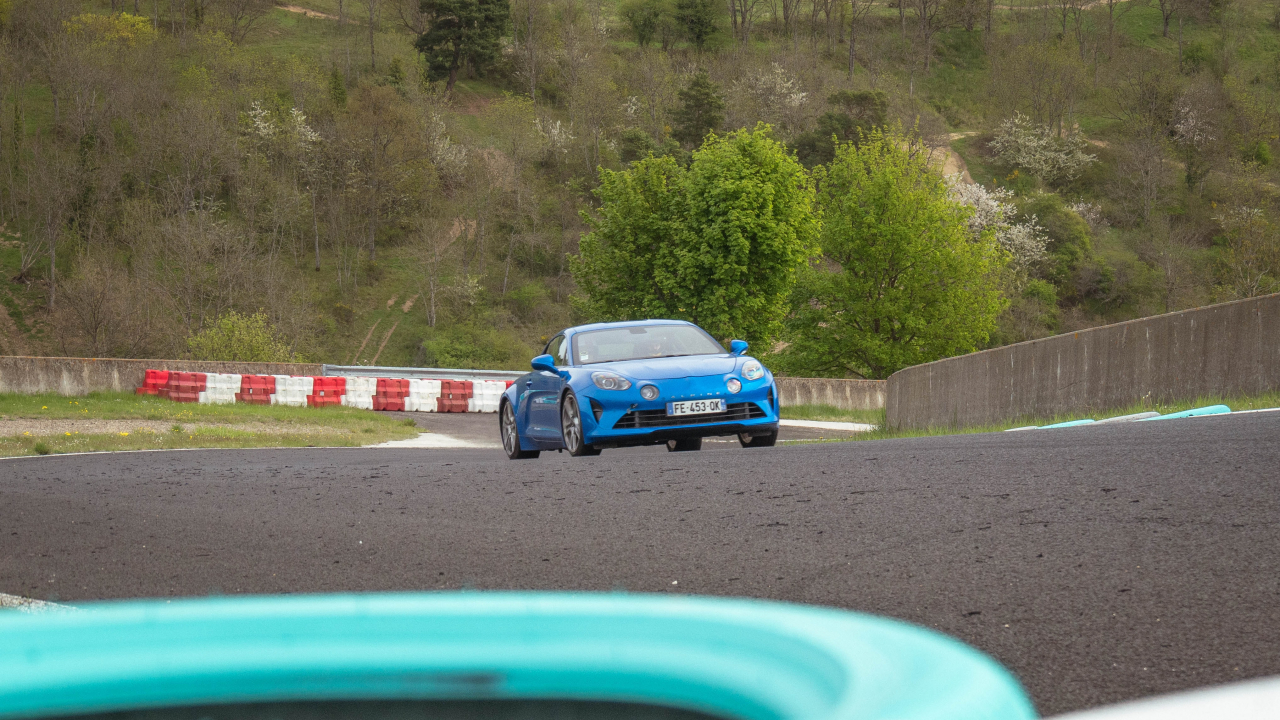 Performance car company Alpine could launch an electric sport car in 2026