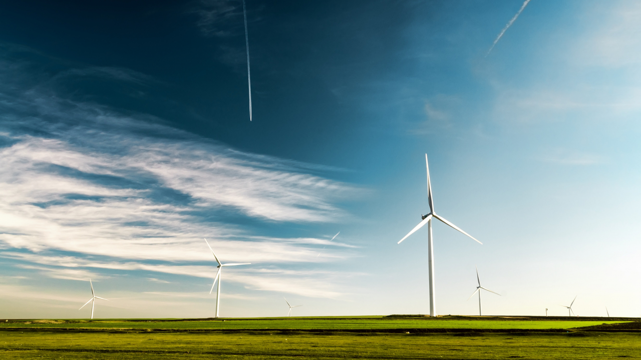Muntenegru investește un miliard de euro în energia regenerabilă