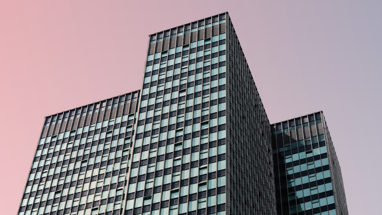CBRE: the most important ESG criteria for building owners in Romania