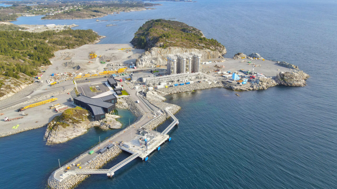 Giganții energiei investesc 714 milioane USD în stocarea carbonului în Norvegia