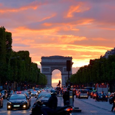 Paris delays the measures to reduce traffic in the City Centre by two years