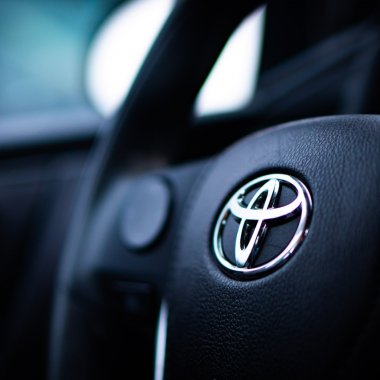 Toyota feels the impact of the chip shortage for its vehicle production