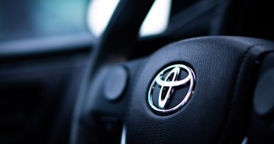 Toyota feels the impact of the chip shortage for its vehicle production