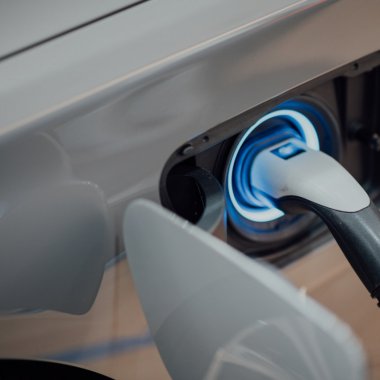 Mașini electrice în România. Plus 120% la înmatriculări în T1 2022