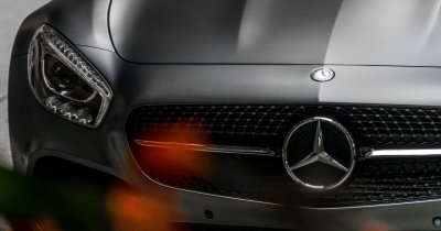 Mercedes-Benz vrea să înjumătățească emisiile din producție până în 2030