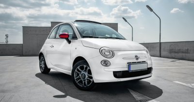 Stellantis tests EV wireless charging with the Fiat New 500