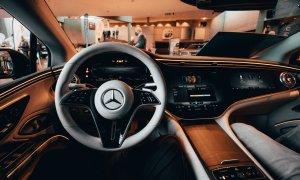 Mercedes-Benz, vânzări aproape duble de mașini electrice față de 2021