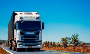 Scania ar putea lansa noi camioane electrice pentru transportul pe distanțe lungi