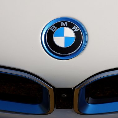BMW va primi baterii din China pentru a concura cu Tesla