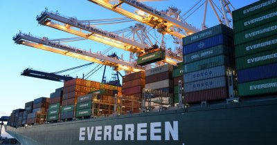 Why electric container ships could be more economically advantageous