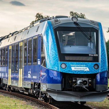 The first hydrogen-powered trains, in circulation in Europe