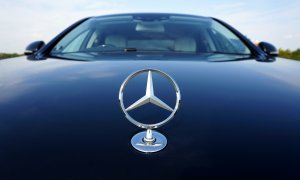 Mercedes-Benz installs new wind turbines for a more sustainable production
