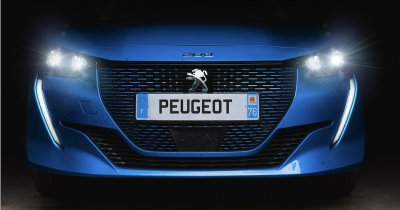 Peugeot e-208 gets a performance and range boost thanks to a new motor