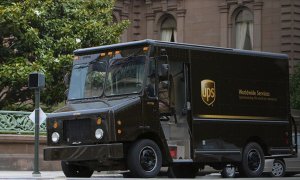 UPS achiziționează aproape 4.000 de vehicule pe combustibili alternativi