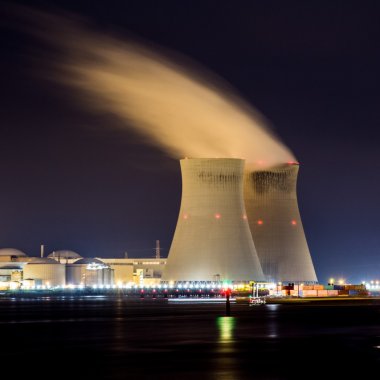 Fuziunea nucleară și bateriile spațiale, viitorul energiei „nelimitate”