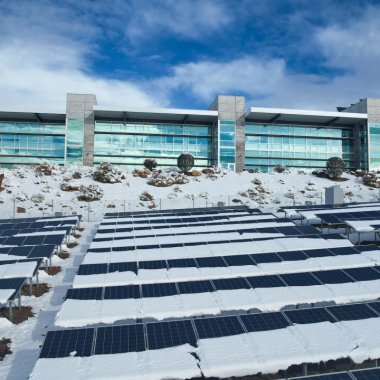 Solar panels, more efficient energy production during winter