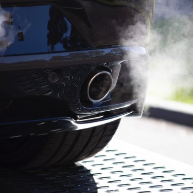 Guvernele UE negociază pentru norme de poluare mai stricte la vehicule