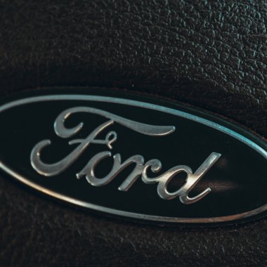 Ford to launch a new battery-powered commercial EV for European cities