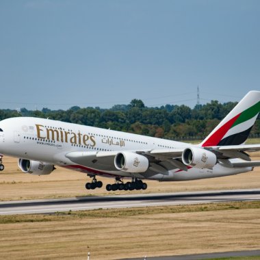 Emirates investește 200 mil. USD în soluții sustenabile pentru sectorul aviației