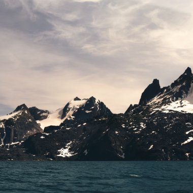 Pudra de rocă glaciară ne-ar putea ajuta să eliminăm milioane de tone de emisii