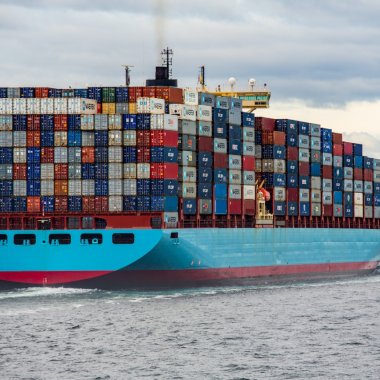 Maersk wants net-zero container ships for a clean shipping industry