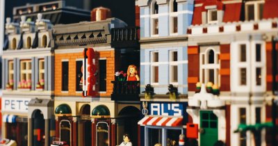 LEGO vrea o producție de jucării complet sustenabilă până la jumătatea secolului