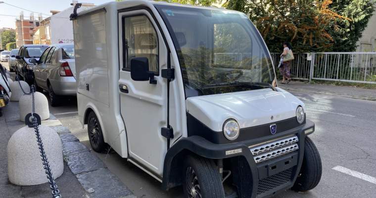 E-Mobility Urban Cargo Review: The electric microvan-disguised Smart