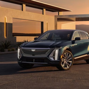 Cadillac intră pe piața din Europa cu SUV-ul lor electric. Cât costă noul model?