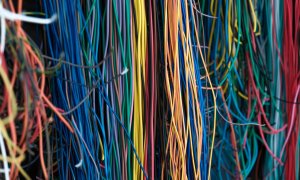 Deșeurile electronice irosite ne-au costat pierderi financiare de 9.5 mld. USD