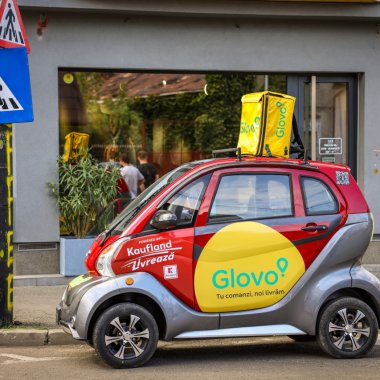 Glovo x E-Mobility Rentals: România, în fruntea mobilității urbane cu emisii reduse