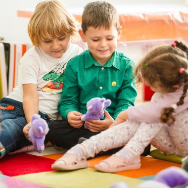 Program antibullying in 60 de grădinițe organizat de Salvați Copiii România