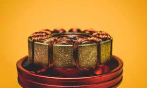 Sustainably-made magnets open the way to a rare earth-free automotive industry