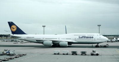 Lufthansa's strategy for carbon neutrality by mid-century