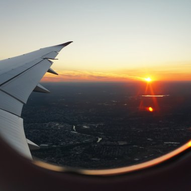 Metanolul verde poate deschide calea către zboruri mai sustenabile în viitor