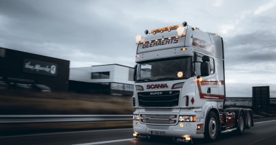 Camioanele solare, tehnologia propusă de Scania pentru transportul net-zero