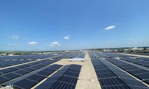 Simtel montează cea mai mare centrală fotovoltaică pe o clădire din România