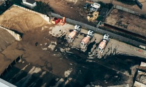 Holcim ar putea plasa cea mai mare comandă de camioane electrice din prezent