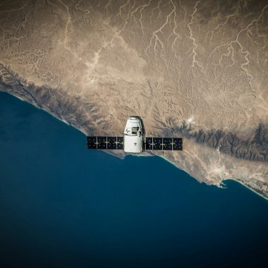 Space solar reflectors could help us generate green power even in the evening