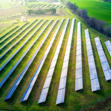 Comunitățile de energie solară din SUA, alimentate cu 520 de milioane de dolari