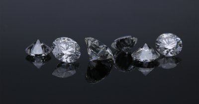 Compania care promite diamante sustenabile de laborator ridică 350.000 USD