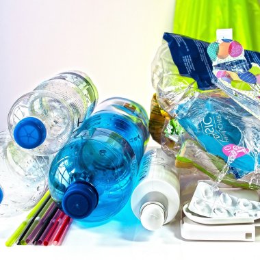 Analiză Clean Recycle: numărul deșeurilor de ambalaje, în creștere de sărbători