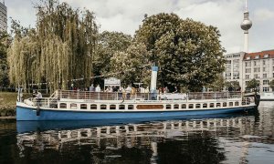 Historic electric ships can be the future of clean sailing in large cities