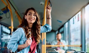 Transportul public gratuit a redus numărul mașinilor în acest oraș francez