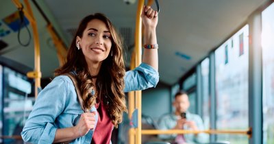 Transportul public gratuit a redus numărul mașinilor în acest oraș francez